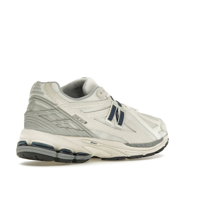 New Balance 1906R Sea Salt Navy