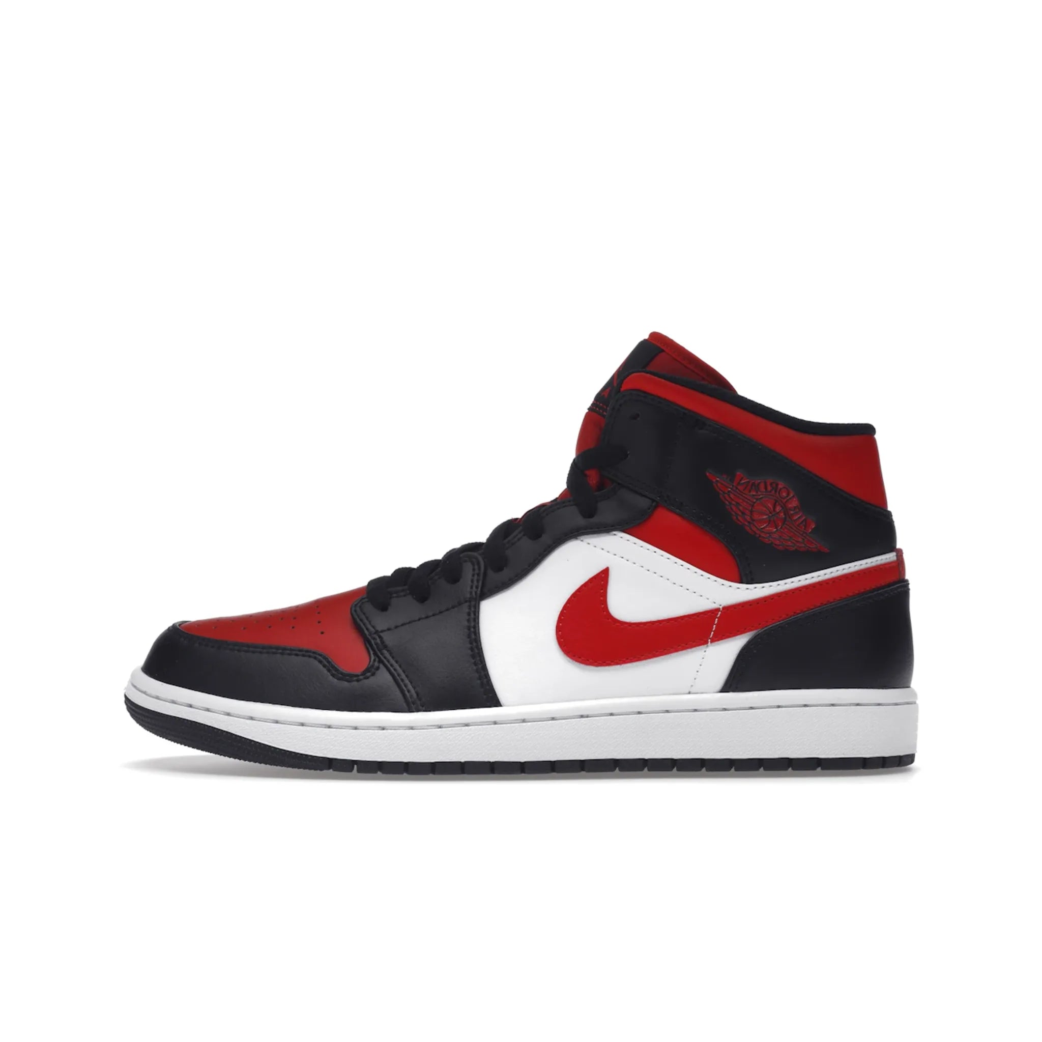 Jordan 1 Mid Biały Czarny Czerwony (2022)
