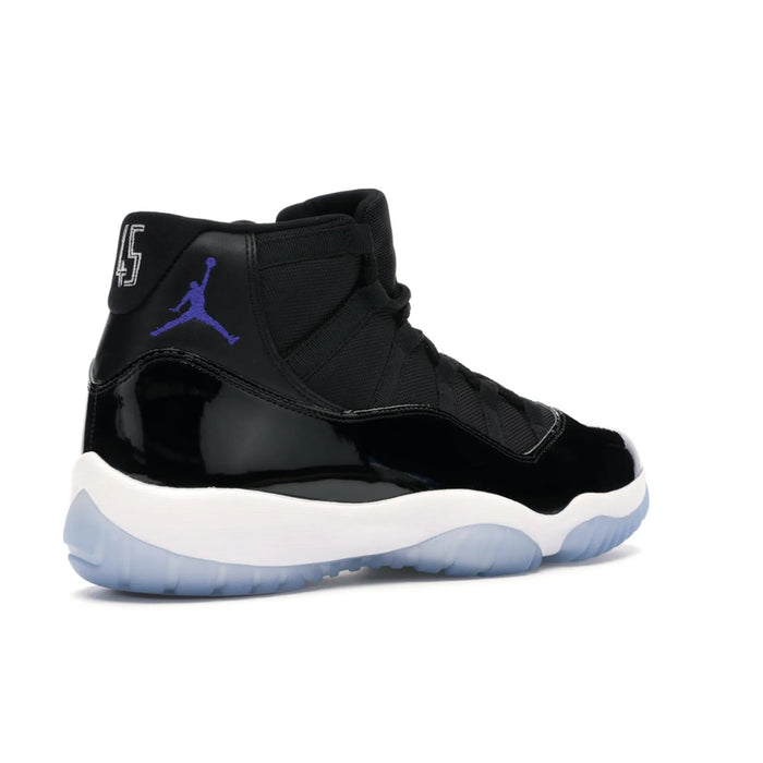 Jordan 11 Retro Space Jam (2016)