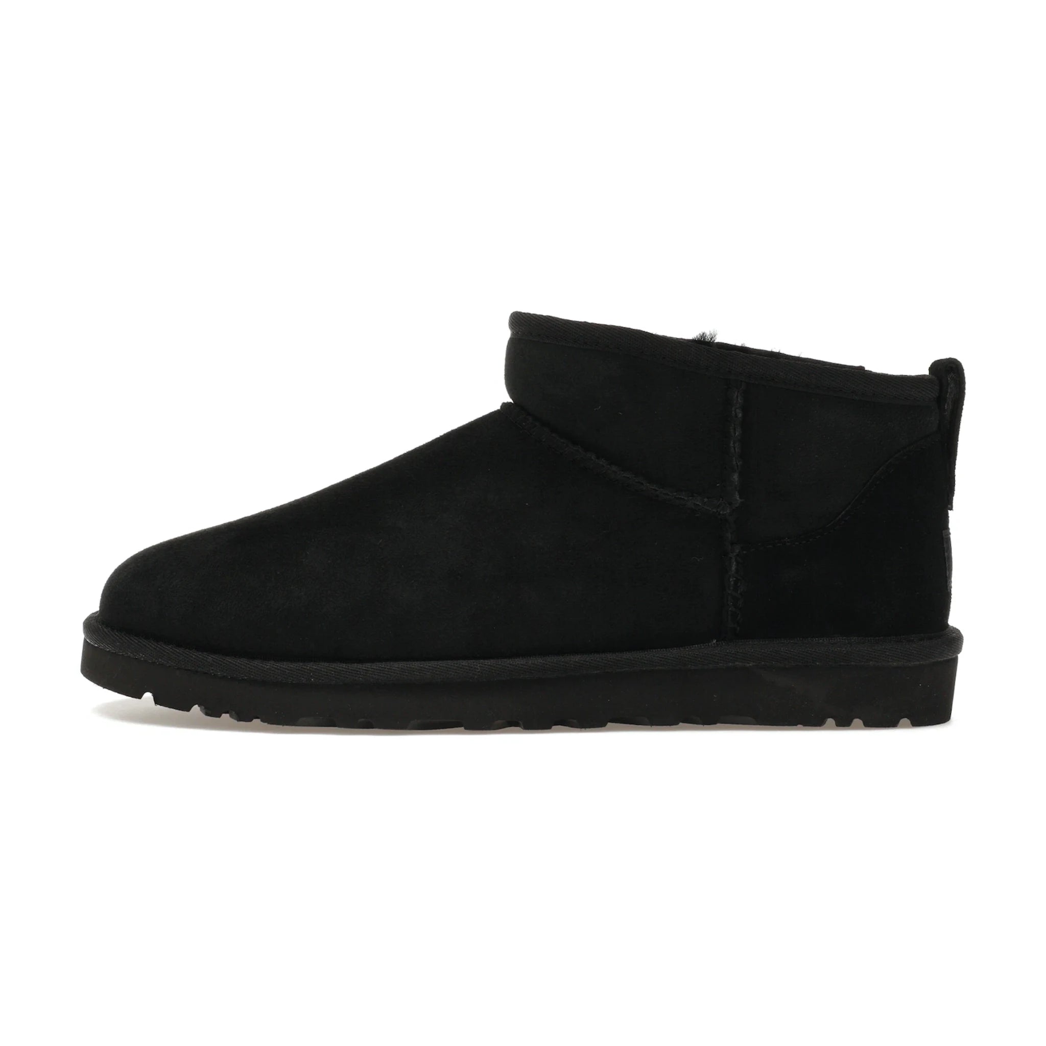 Buty UGG Classic Ultra Mini w kolorze czarnym