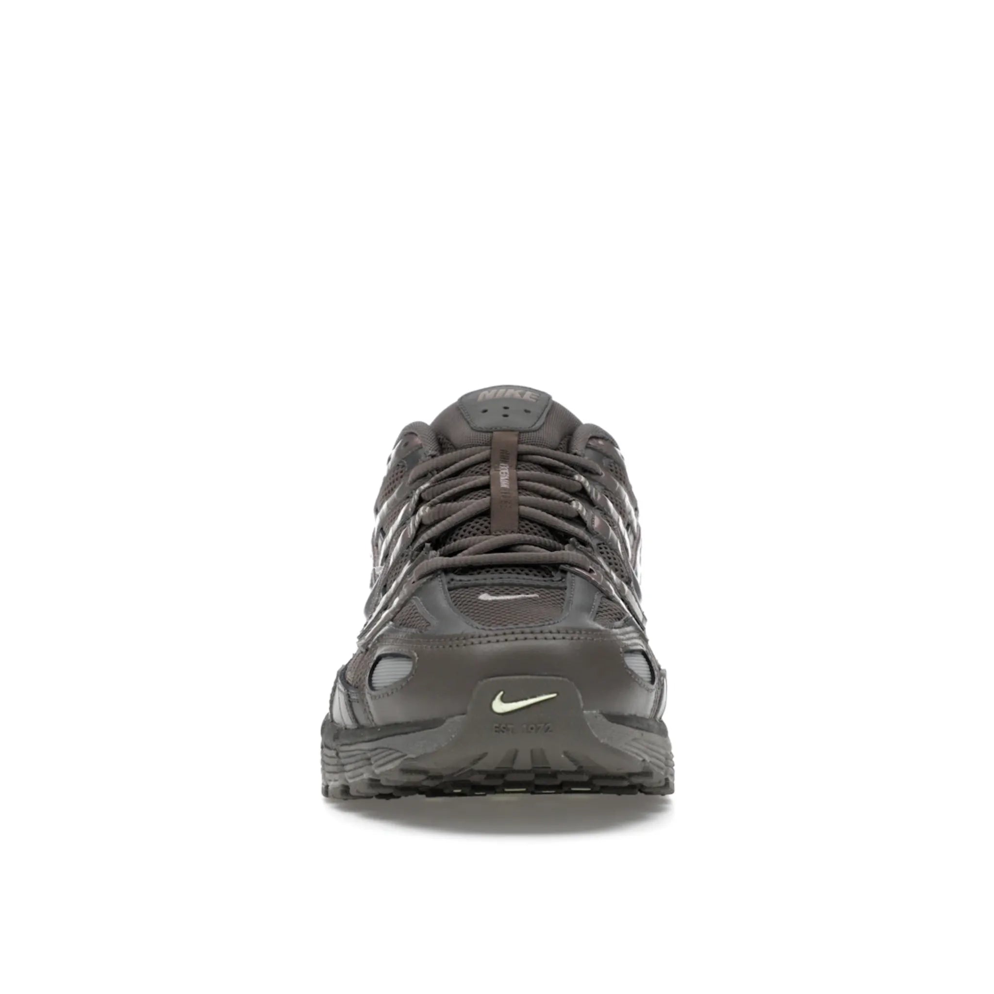 Nike P-6000 Cave Stone Medium Ash Flat Pewter Metallic Silver