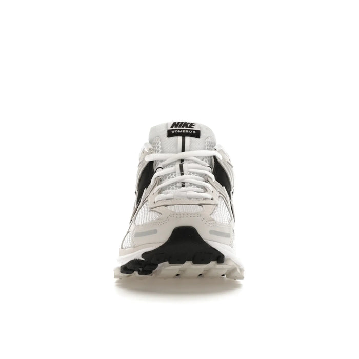 Nike Zoom Vomero 5 White Black