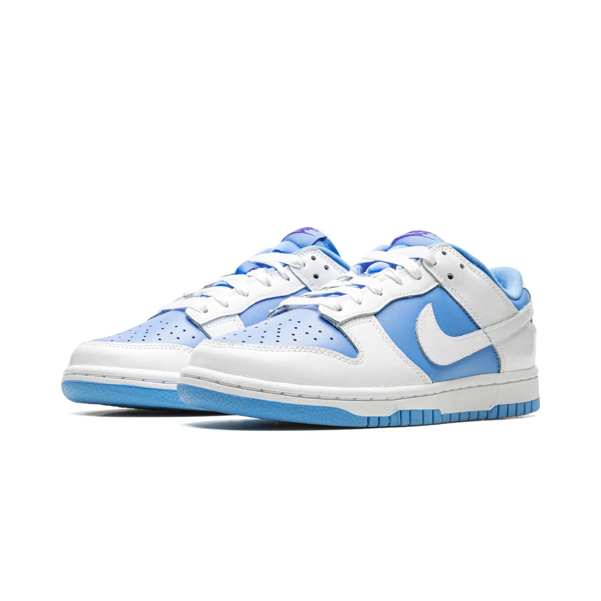 Nike Dunk Low Reverse UNC (Women's)