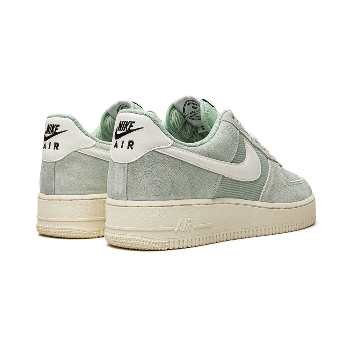 Nike Air Force 1 Low '07 LV8 Certified Fresh Enamel Green