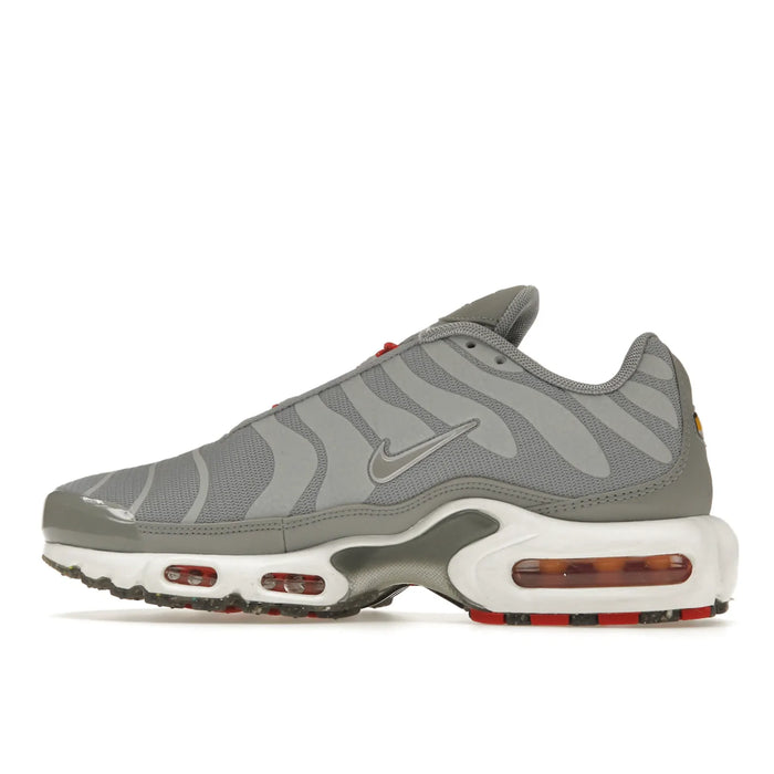 Nike Air Max Plus Grey Red