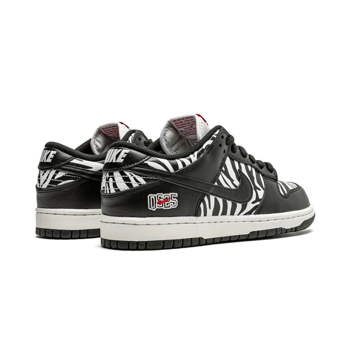 Nike SB Dunk Low OG QS Quartersnacks Zebra