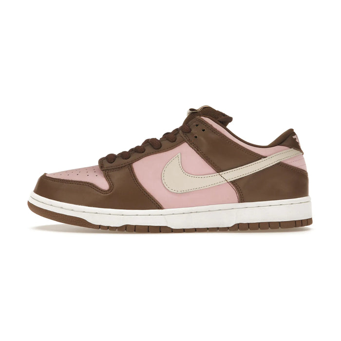 Nike SB Dunk Low Stussy Cherry