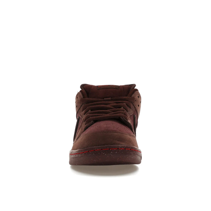 Nike SB Dunk Low City of Love Burgundy Crush