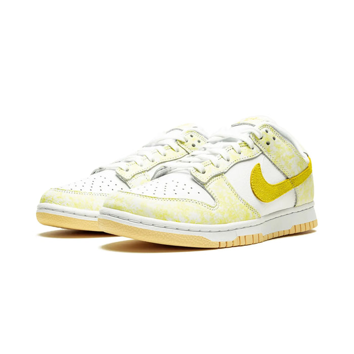 Nike Dunk Low Yellow Strike (Women's)