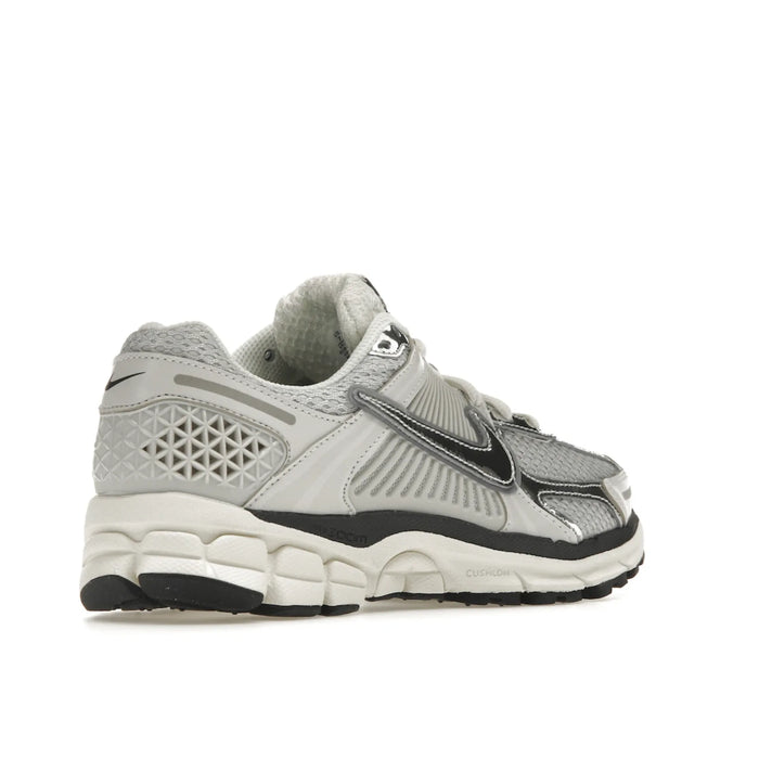 Nike Zoom Vomero 5 Photon Dust Metallic Silver (Women's)