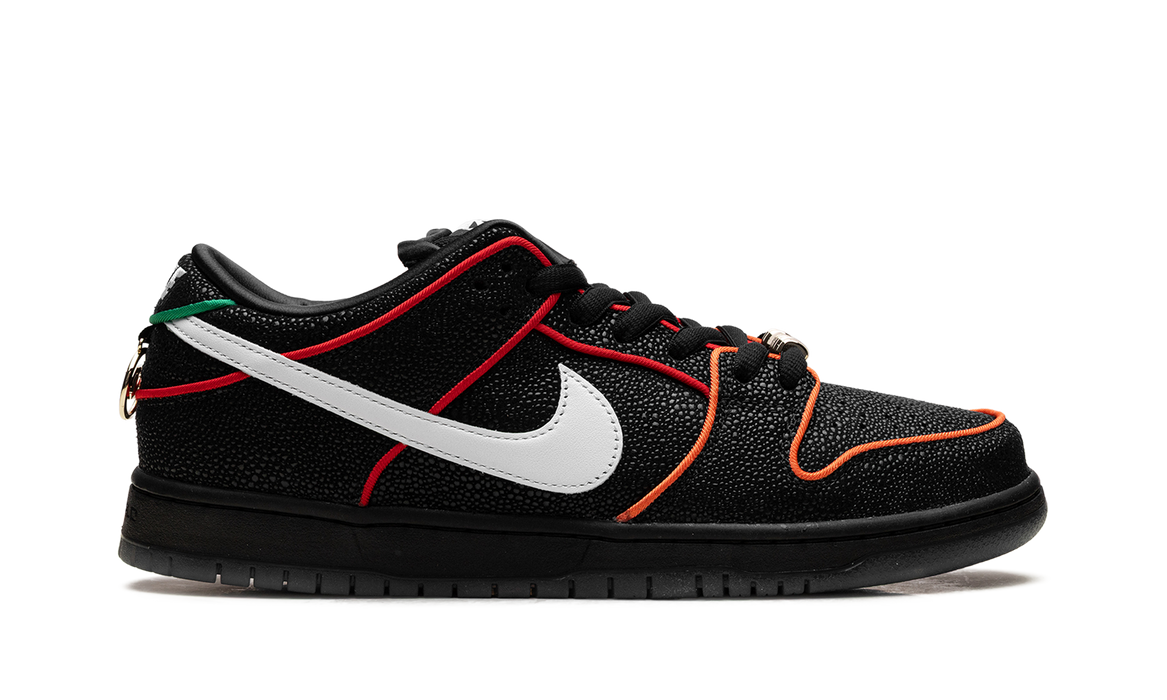 Nike SB Dunk Low Bronx Girls Skate