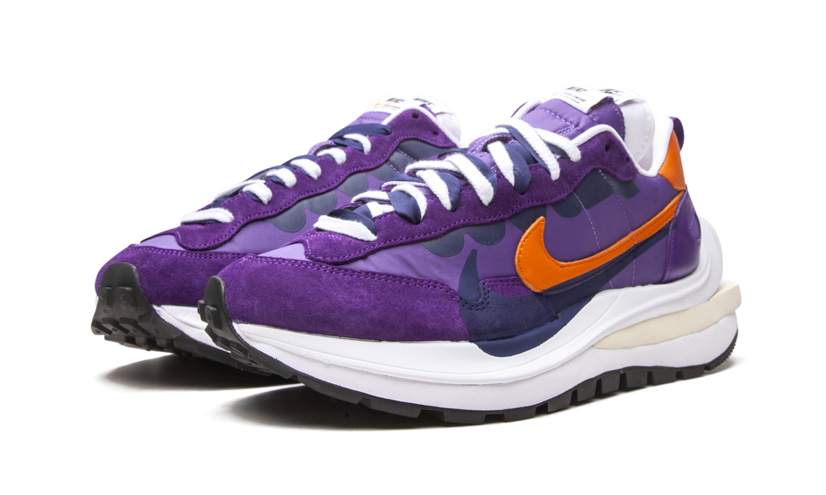 Nike Vaporwaffle sacai Dark Iris