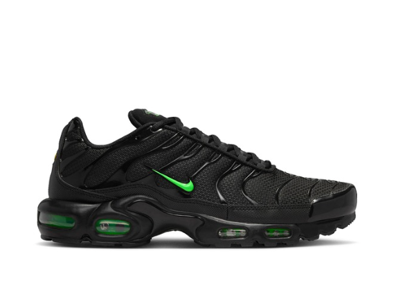 Nike Air Max Plus Black Green Strike
