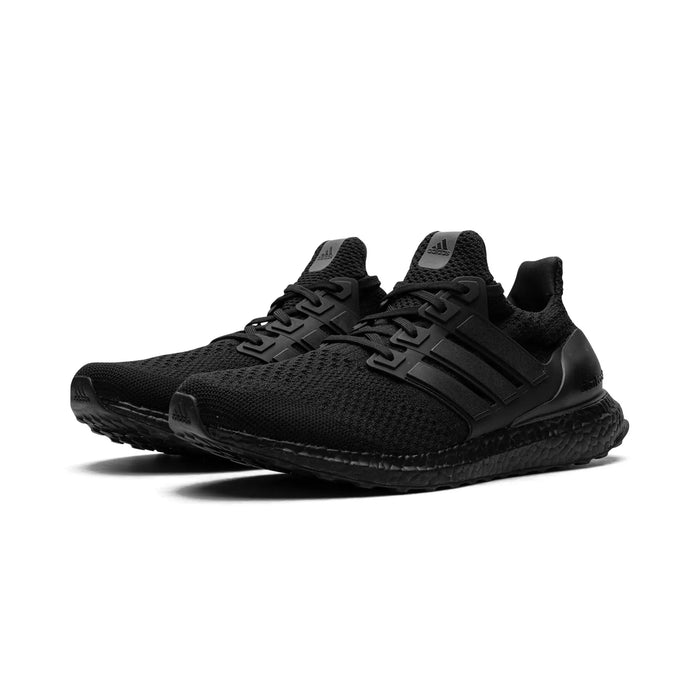 adidas Ultra Boost 5.0 DNA Triple Black