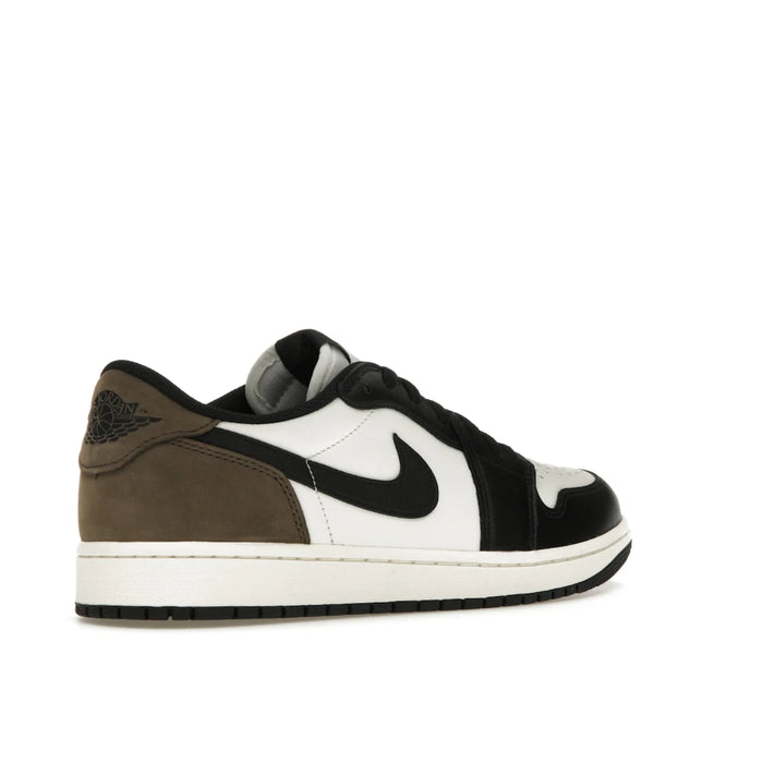 Jordan 1 Retro Low OG Mocha