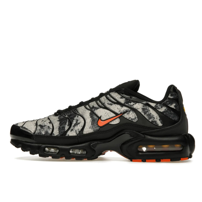 Nike Air Max Plus Camo Black Safety Orange