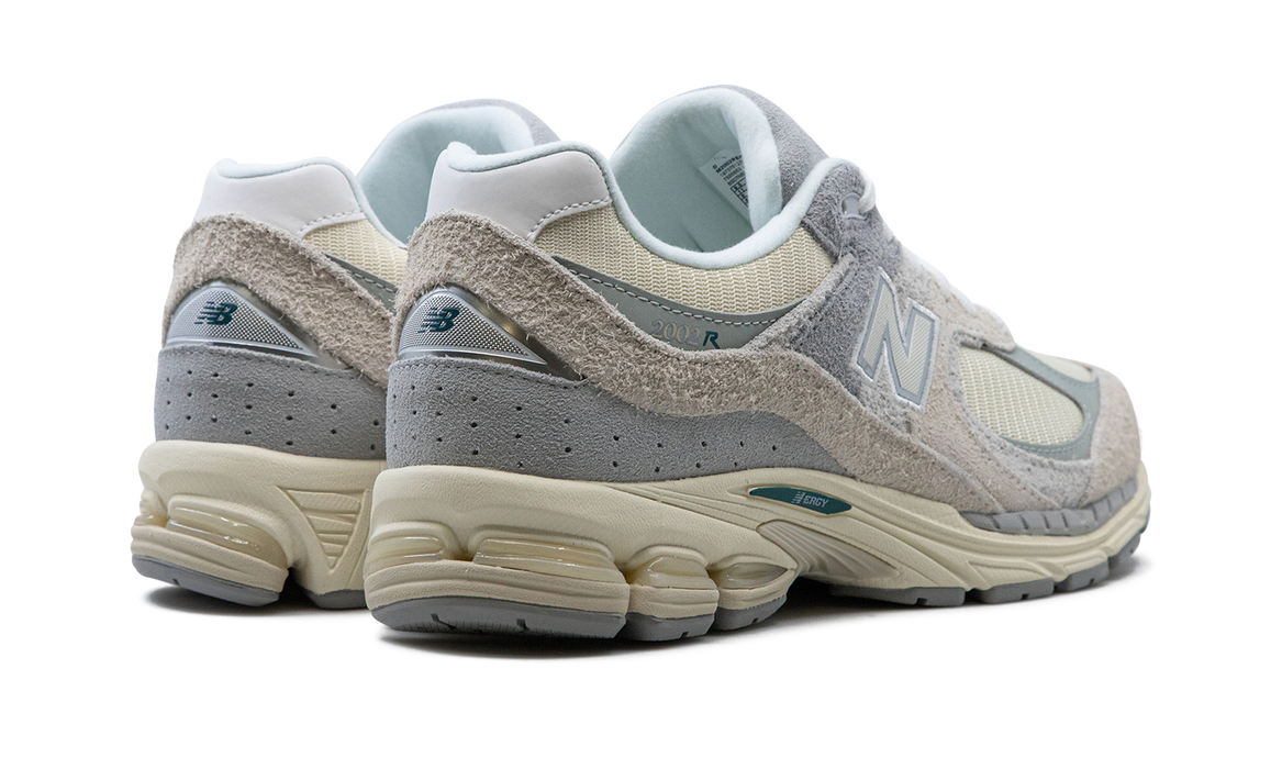 New Balance 2002R Linen