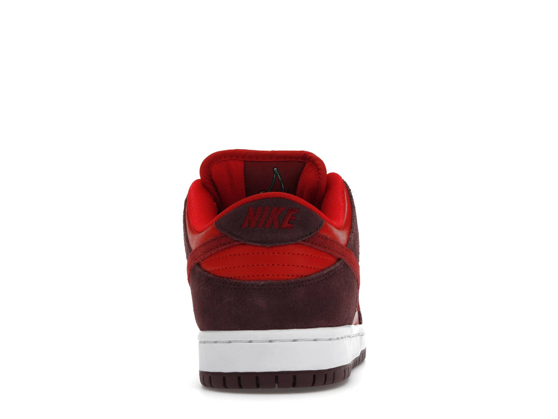 Nike SB Dunk Low Cherry