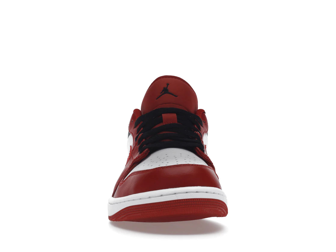 Jordan 1 Low Bulls