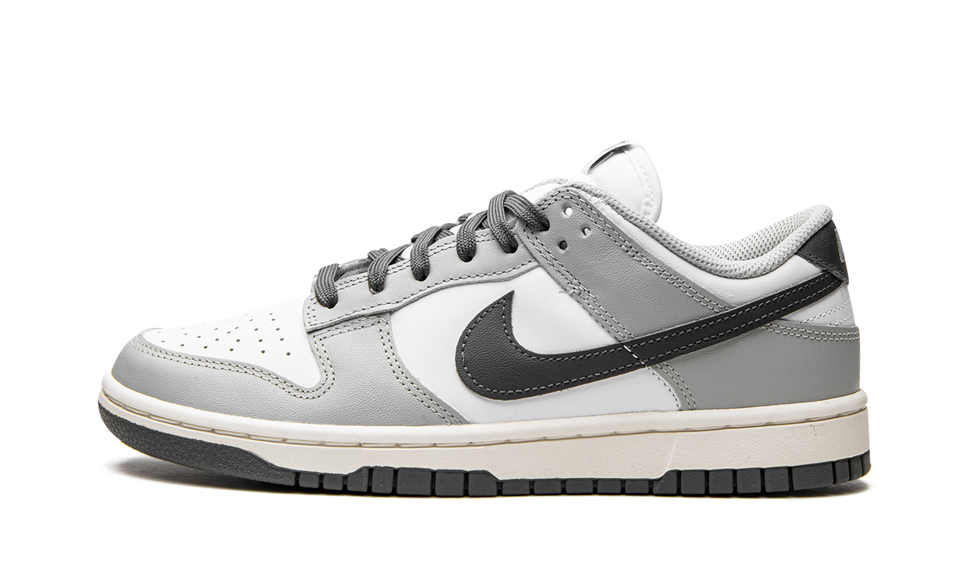 Nike Dunk Low Light Smoke Grey (Women's)