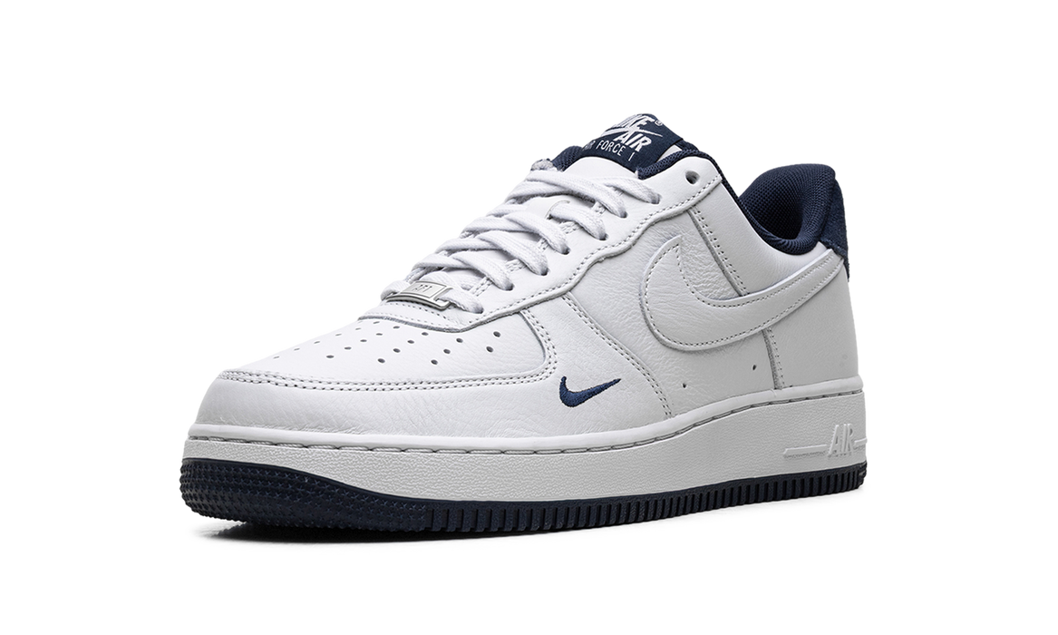 Nike Air Force 1 Low '07 LV8 Photon Dust Obsidian